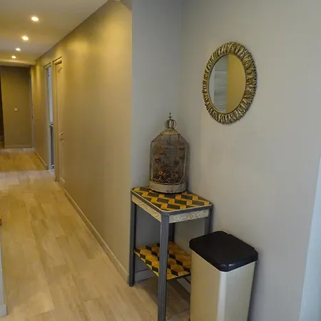 Belle Maison Avec Piscine Dans Les Hauteurs A Raphael *