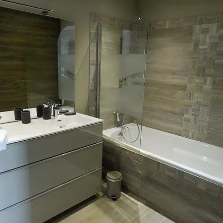 Belle Maison Avec Piscine Dans Les Hauteurs A Raphael