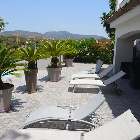 Villa Belle Maison Avec Piscine Dans Les Hauteurs à Raphael