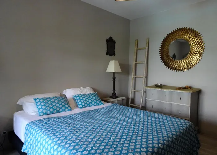 Villa Belle Maison Avec Piscine Dans Les Hauteurs à Raphael *