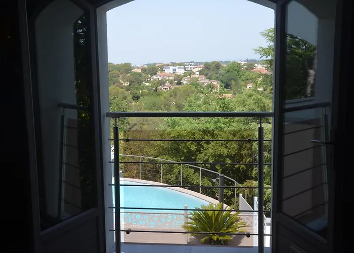 Villa Belle Maison Avec Piscine Dans Les Hauteurs à Raphael Saint-Raphaël